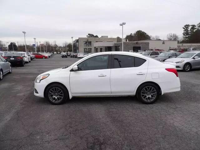 2016 Nissan Versa 1.6 SV