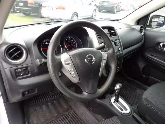 2016 Nissan Versa 1.6 SV