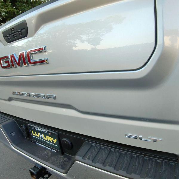 2021 GMC Sierra 1500 4WD Crew Cab Short Box SLT