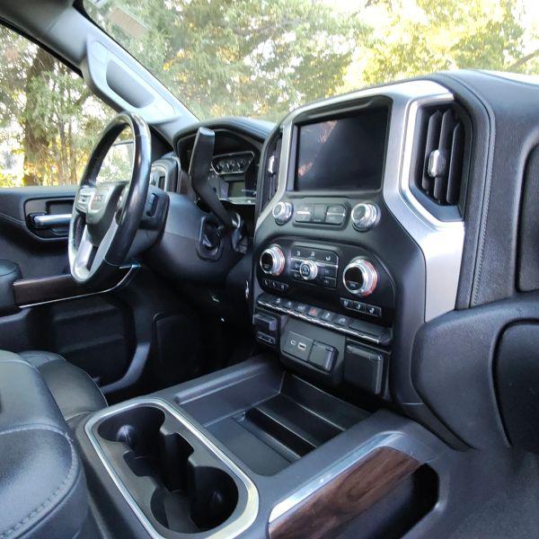 2021 GMC Sierra 1500 4WD Crew Cab Short Box SLT