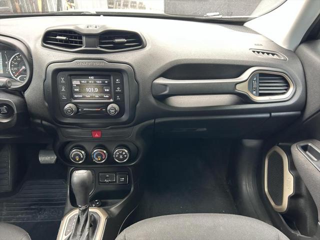 2017 Jeep Renegade Latitude FWD
