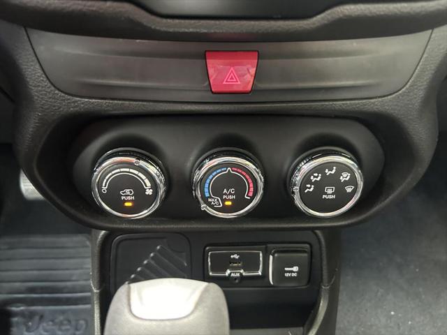 2017 Jeep Renegade Latitude FWD