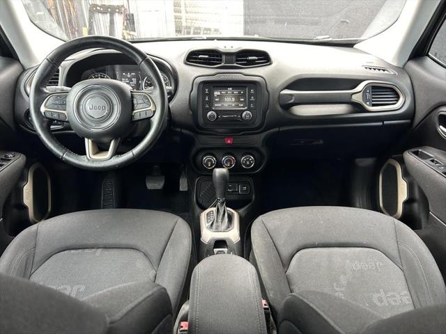 2017 Jeep Renegade Latitude FWD