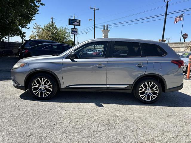 2016 Mitsubishi Outlander ES