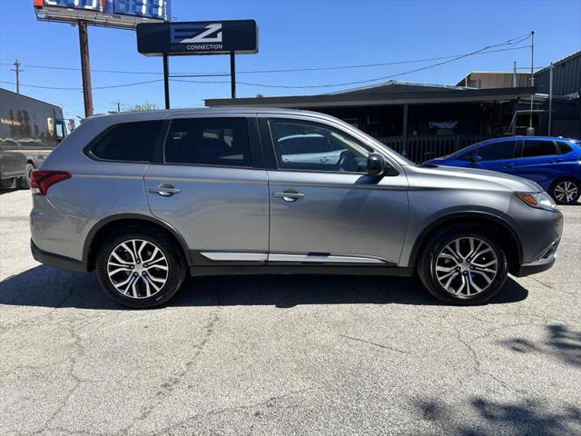 2016 Mitsubishi Outlander ES