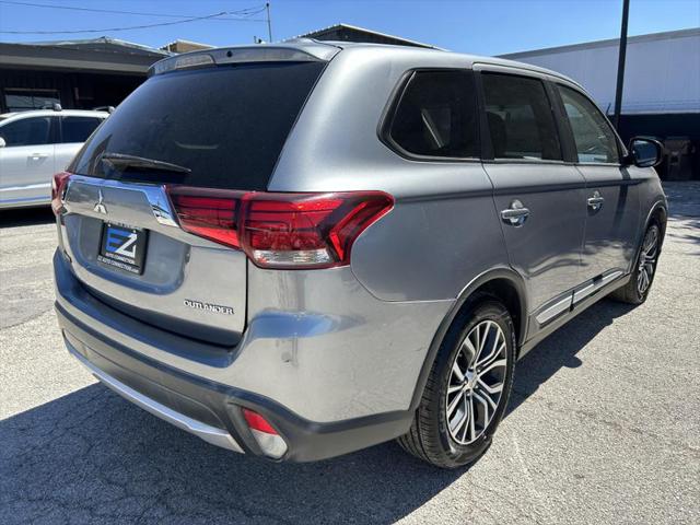 2016 Mitsubishi Outlander ES