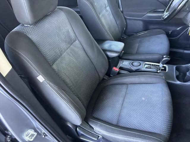 2016 Mitsubishi Outlander ES
