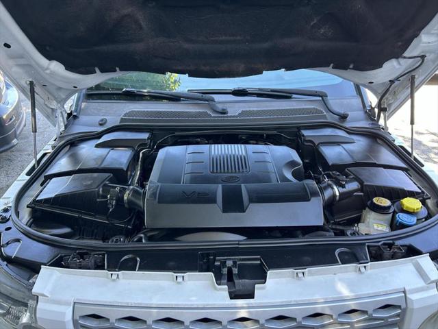 2012 Land Rover LR4 Sport Utility 4D