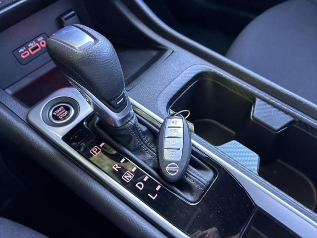 2022 Nissan Sentra SV Xtronic CVT