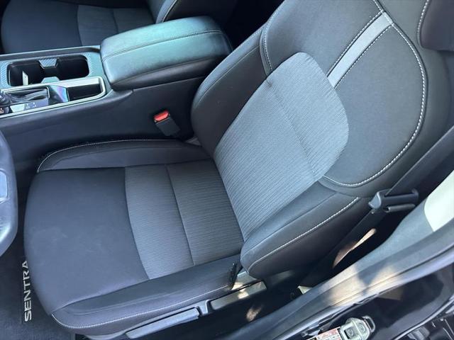 2022 Nissan Sentra SV Xtronic CVT