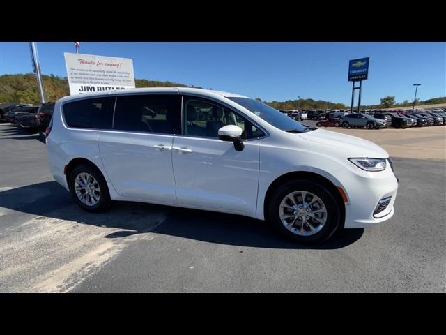 2023 Chrysler Pacifica Touring L AWD