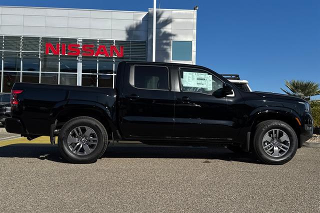 2025 Nissan Frontier Crew Cab SV 4x2