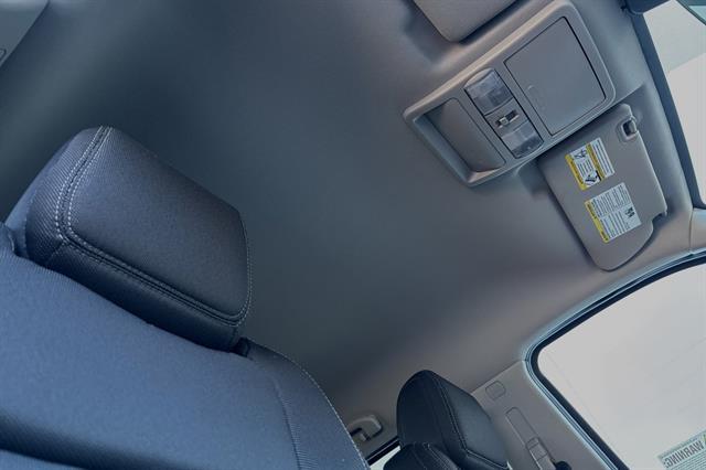 2025 Nissan Frontier Crew Cab SV 4x2