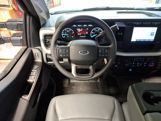 2023 Ford F-550 XL