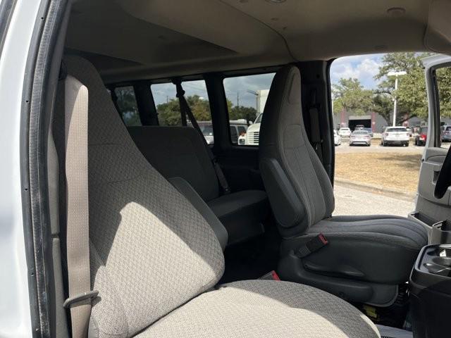2021 Chevrolet Express Passenger RWD 3500 Extended Wheelbase LT