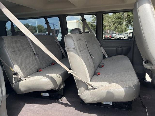 2021 Chevrolet Express Passenger RWD 3500 Extended Wheelbase LT