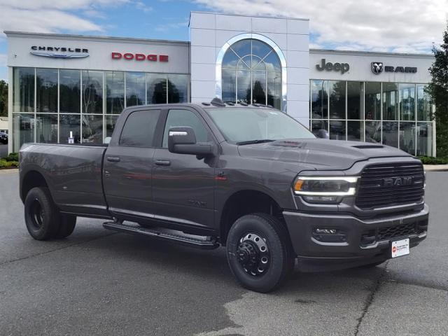 2024 RAM Ram 3500 RAM 3500 LARAMIE CREW CAB 4X4 8 BOX