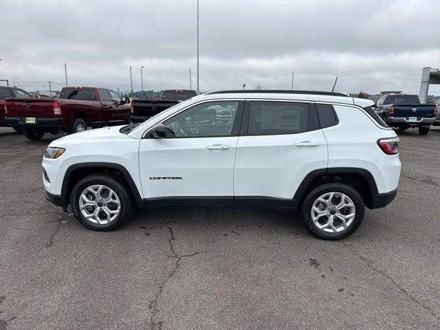 2025 Jeep Compass COMPASS LATITUDE 4X4