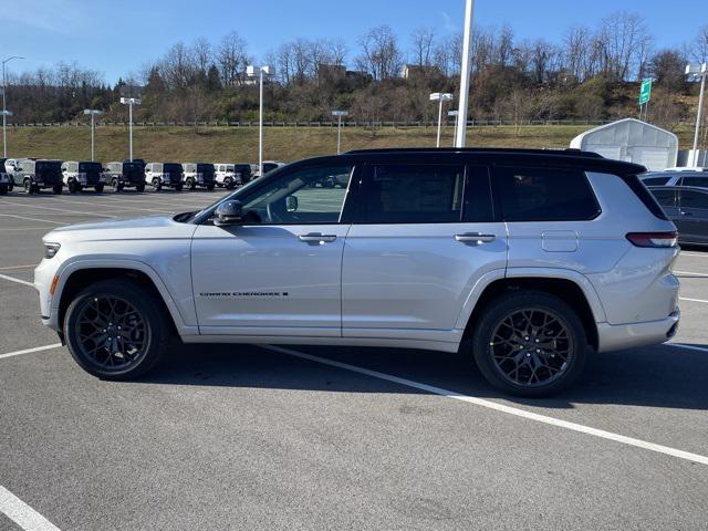 2025 Jeep Grand Cherokee GRAND CHEROKEE L SUMMIT 4X4