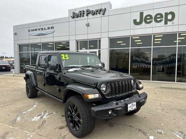 2025 Jeep Gladiator GLADIATOR NIGHTHAWK 4X4