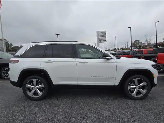 2025 Jeep Grand Cherokee GRAND CHEROKEE LIMITED 4X4