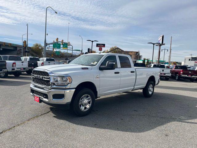 2024 RAM Ram 3500 RAM 3500 TRADESMAN CREW CAB 4X4 8 BOX