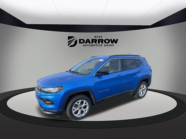 2025 Jeep Compass COMPASS LATITUDE 4X4