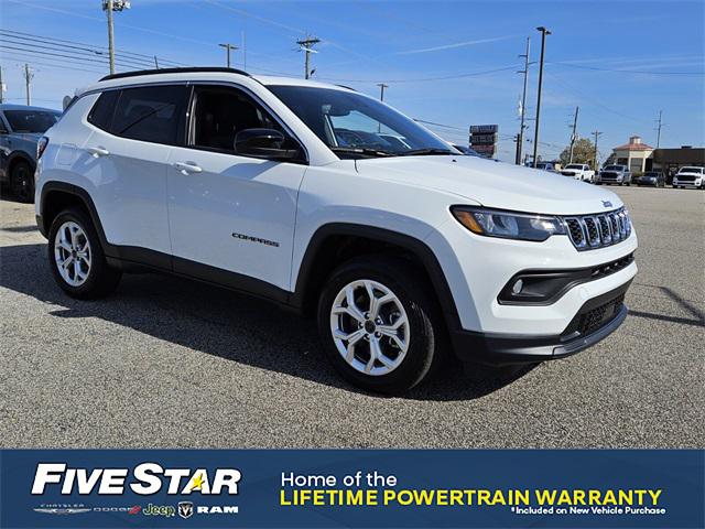 2025 Jeep Compass COMPASS LATITUDE 4X4