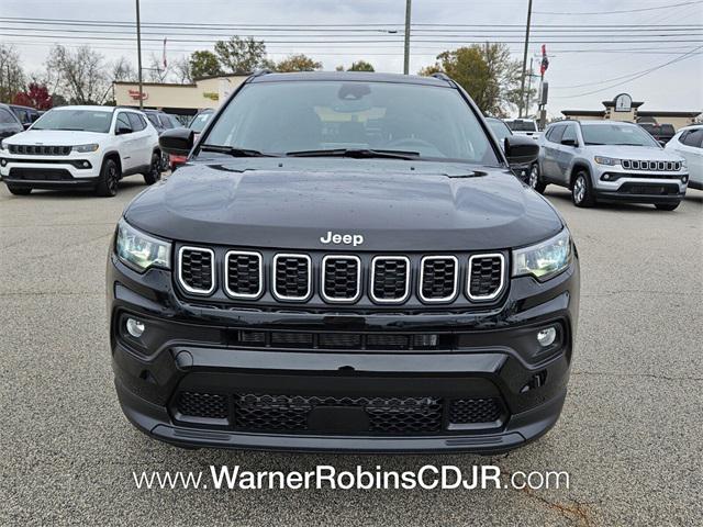 2025 Jeep Compass COMPASS LATITUDE 4X4