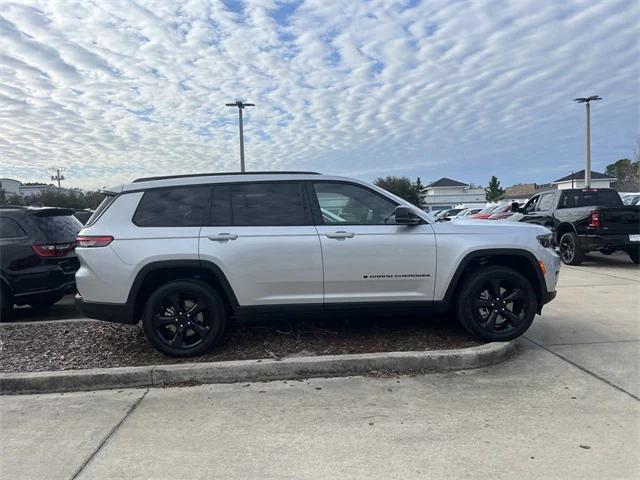 2025 Jeep Grand Cherokee GRAND CHEROKEE L ALTITUDE X 4X4