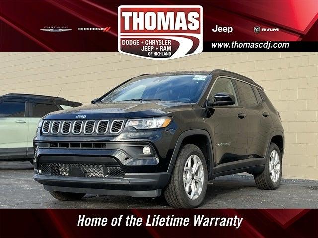 2025 Jeep Compass COMPASS LATITUDE 4X4