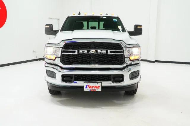 2024 RAM Ram 3500 RAM 3500 TRADESMAN CREW CAB 4X4 8 BOX