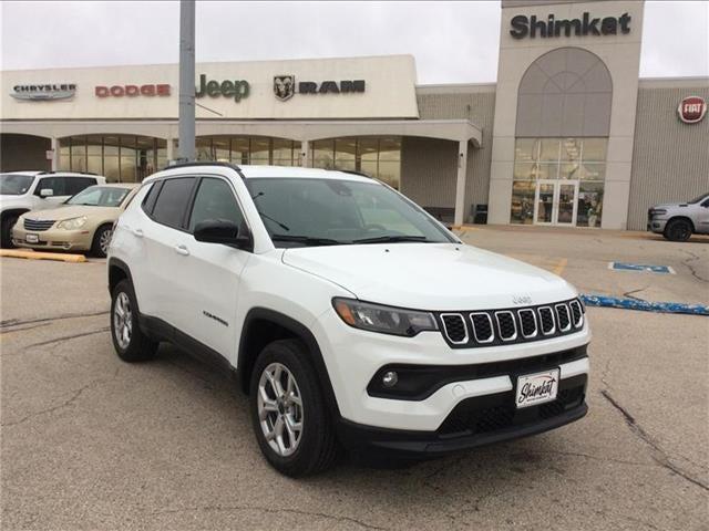 2025 Jeep Compass COMPASS LATITUDE 4X4