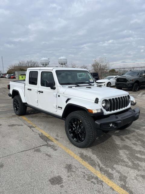 2025 Jeep Gladiator GLADIATOR NIGHTHAWK 4X4