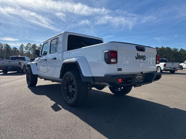 2025 Jeep Gladiator GLADIATOR NIGHTHAWK 4X4