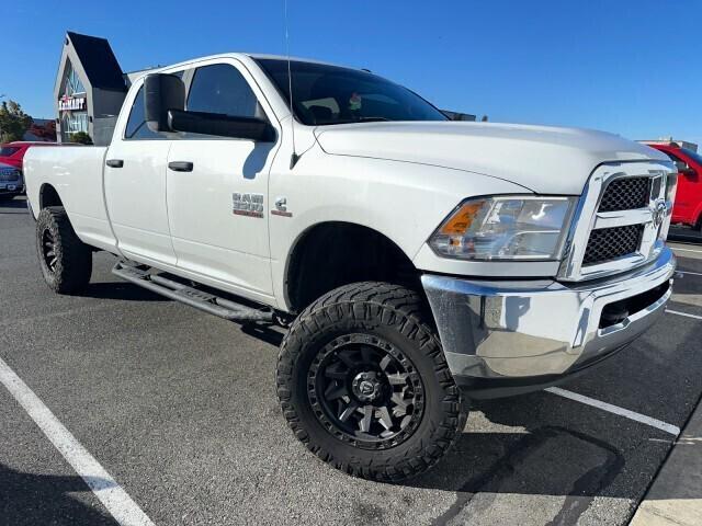 2018 RAM 3500 SLT