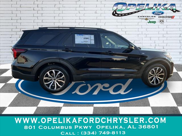 2025 Ford Explorer ST-Line