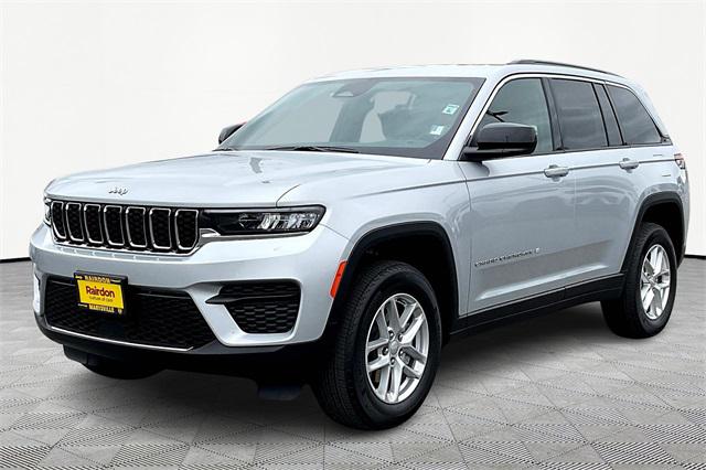 2024 Jeep Grand Cherokee Laredo X 4x4