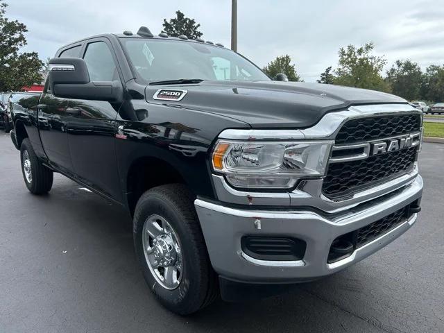 2024 RAM Ram 2500 RAM 2500 TRADESMAN CREW CAB 4X4 64 BOX