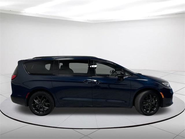 2023 Chrysler Pacifica Limited AWD