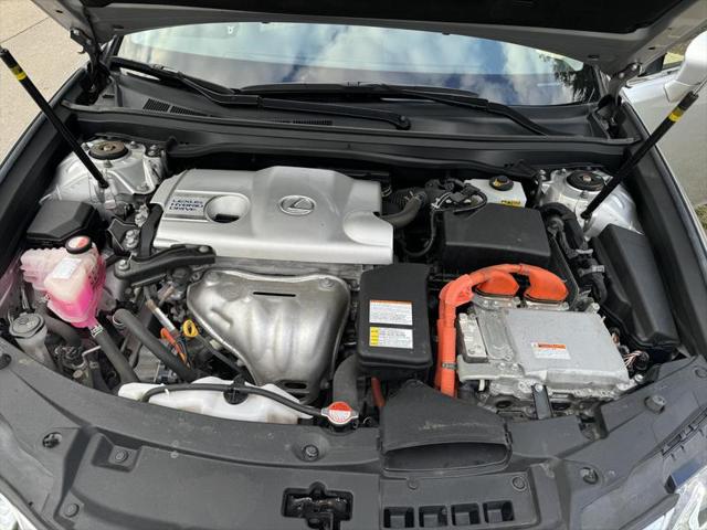 2016 Lexus ES 300h ES 300h Sedan 4D
