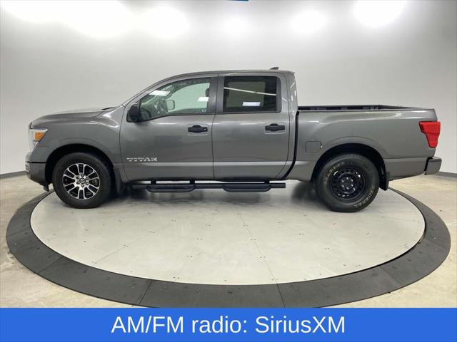 2022 Nissan TITAN Crew Cab SV 4x2