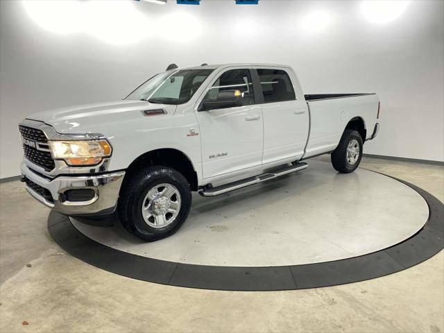 2022 RAM 3500 Big Horn Crew Cab 4x4 8 Box