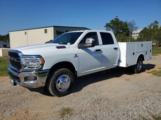 2024 RAM Ram 3500 Chassis Cab RAM 3500 TRADESMAN CREW CAB CHASSIS 4X4 60 CA