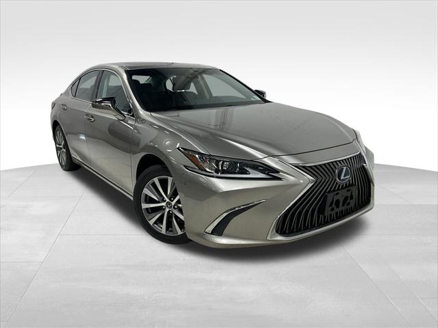 2020 Lexus ES 300h