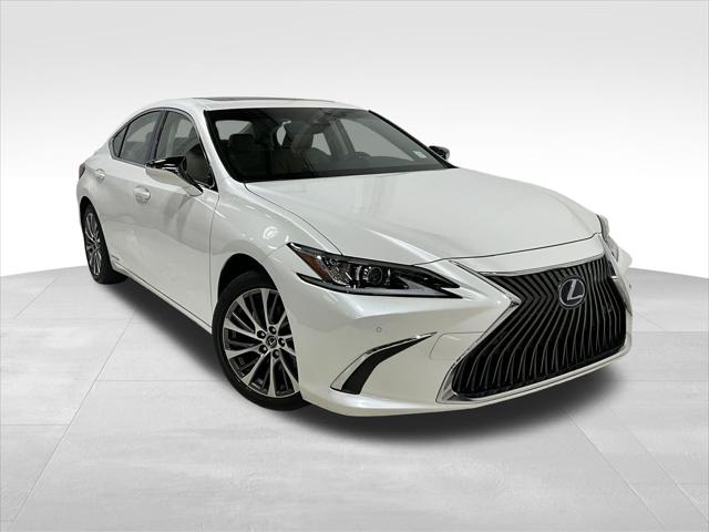 2019 Lexus ES 300h