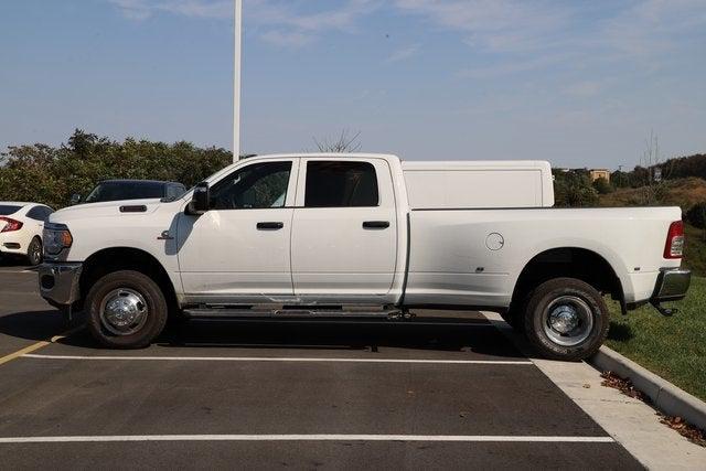 2024 RAM 3500 Tradesman Crew Cab 4x4 8 Box