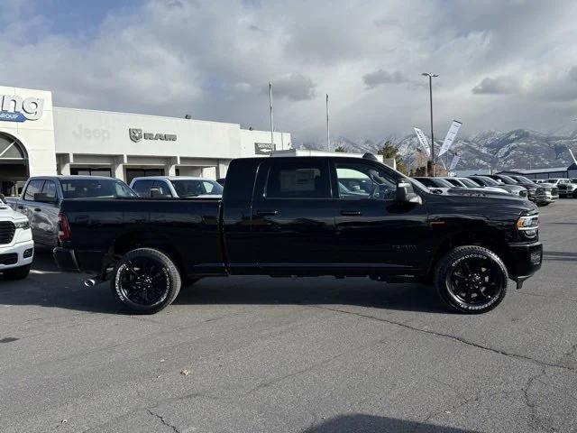 2024 RAM Ram 3500 RAM 3500 LARAMIE MEGA CAB 4X4 64 BOX