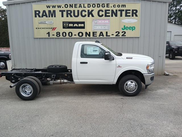 2024 RAM Ram 3500 Chassis Cab RAM 3500 TRADESMAN CHASSIS REGULAR CAB 4X4 60 CA