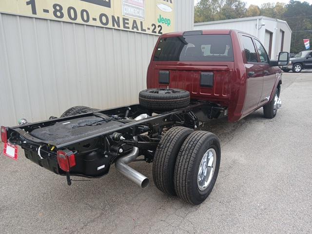 2024 RAM Ram 3500 Chassis Cab RAM 3500 TRADESMAN CREW CAB CHASSIS 4X4 60 CA